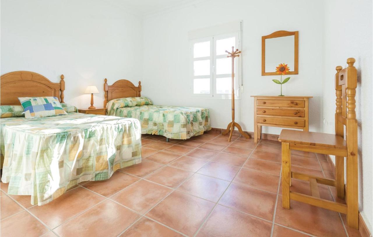 6 Bedroom Beautiful In Сasa de vacaciones Huelva