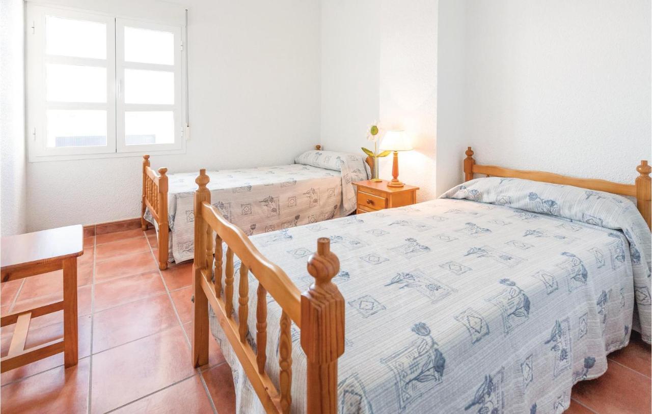 6 Bedroom Beautiful In Huelva