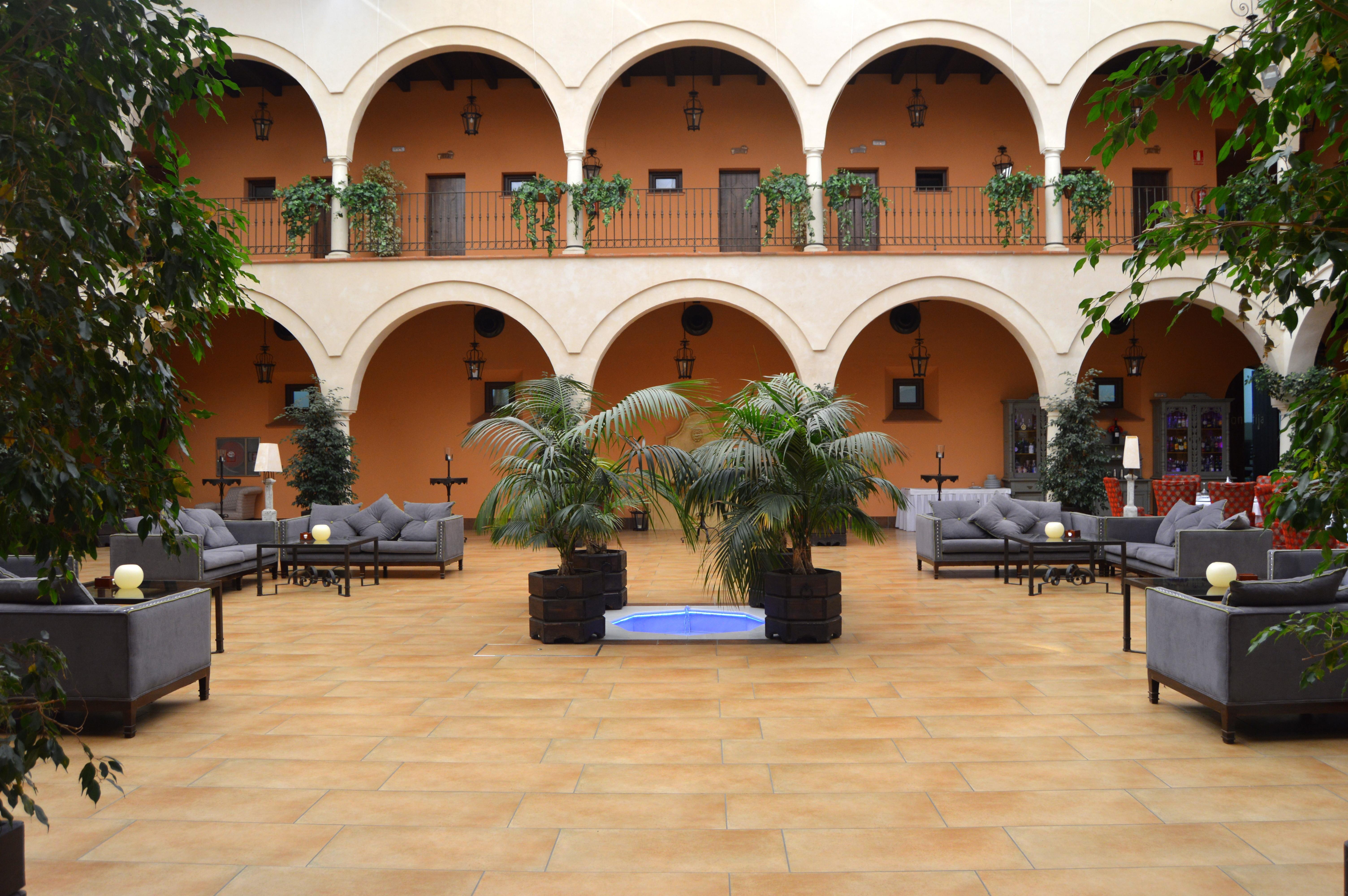 Hotel Hacienda Montija