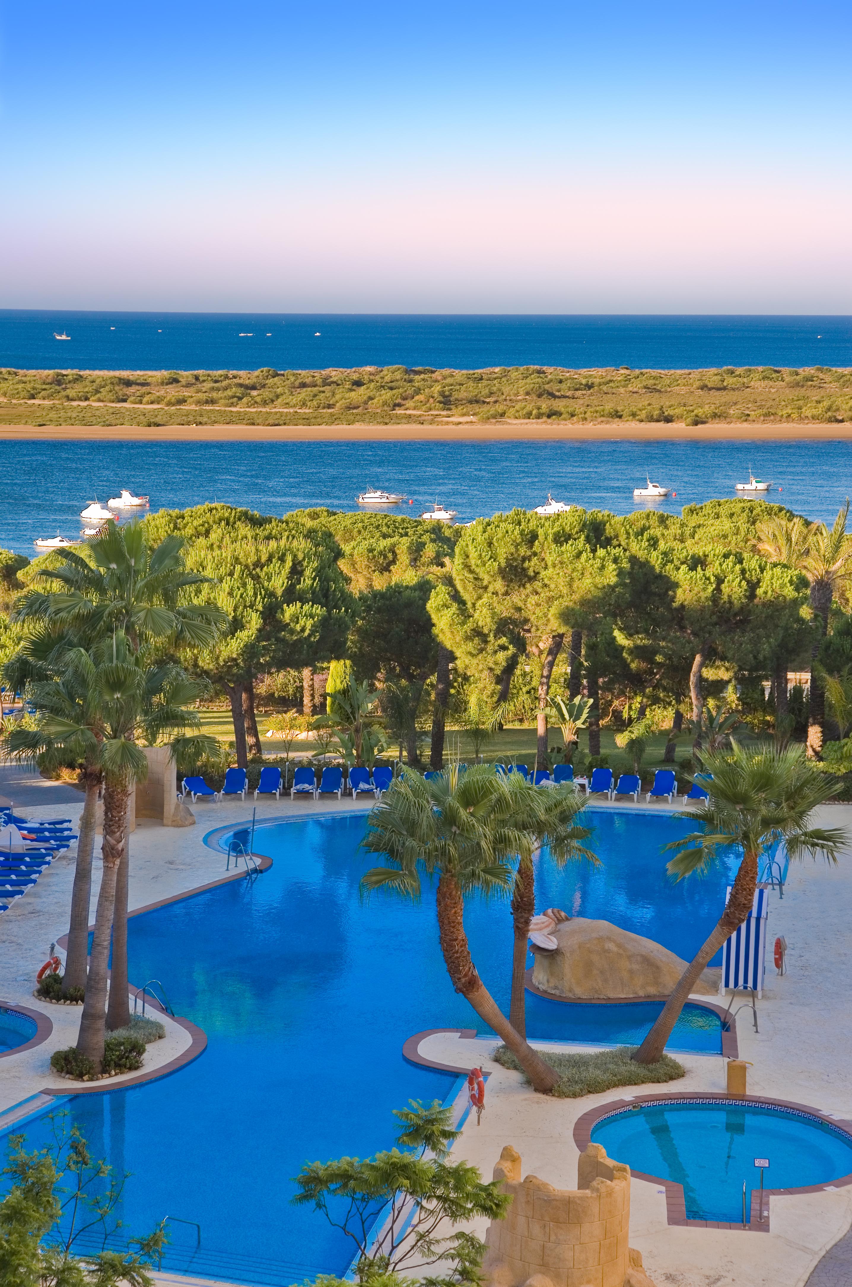 Playacartaya Hotel 4*