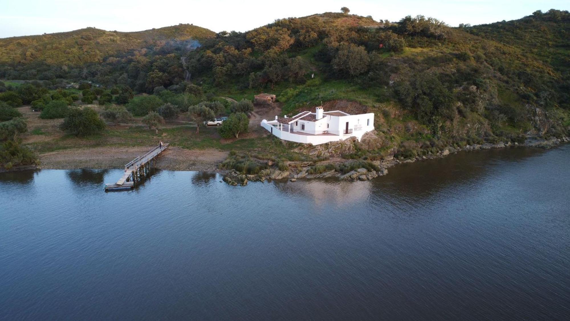 Magnifica Casa A Orillas Del Guadiana Сasa de vacaciones