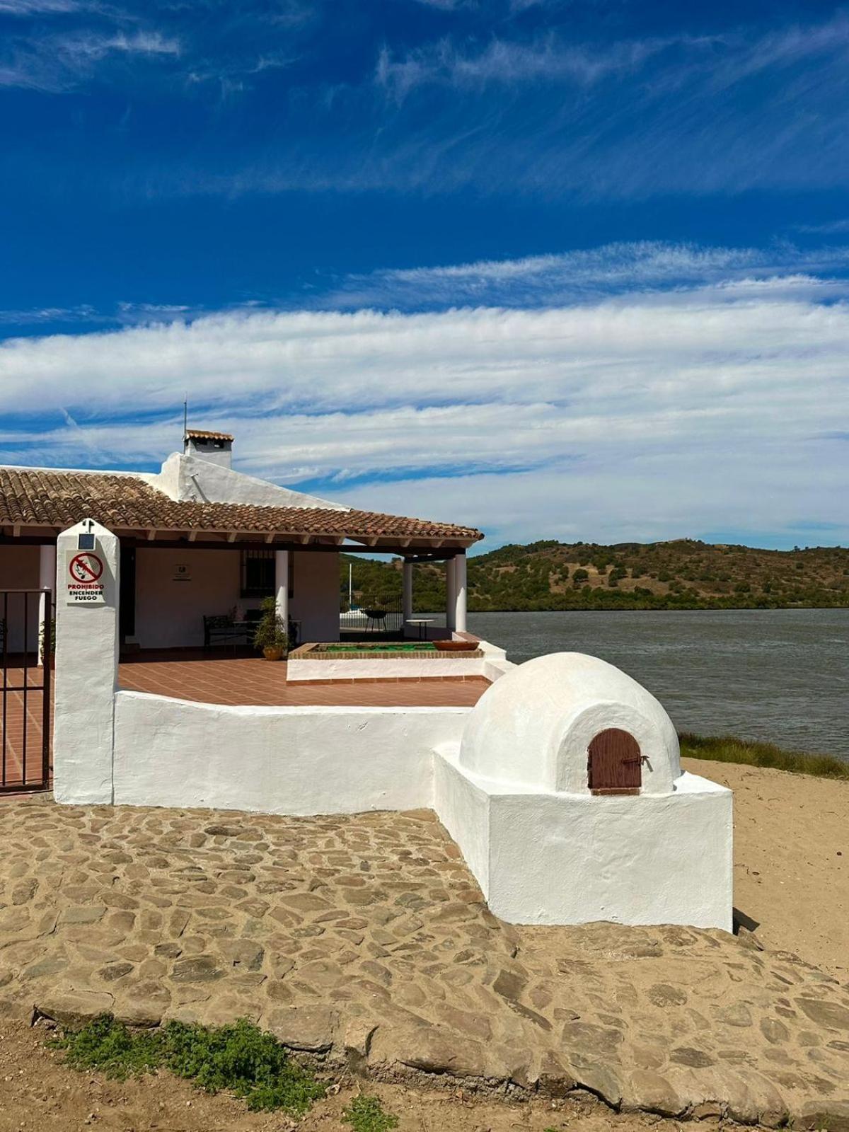 Magnifica Casa A Orillas Del Guadiana