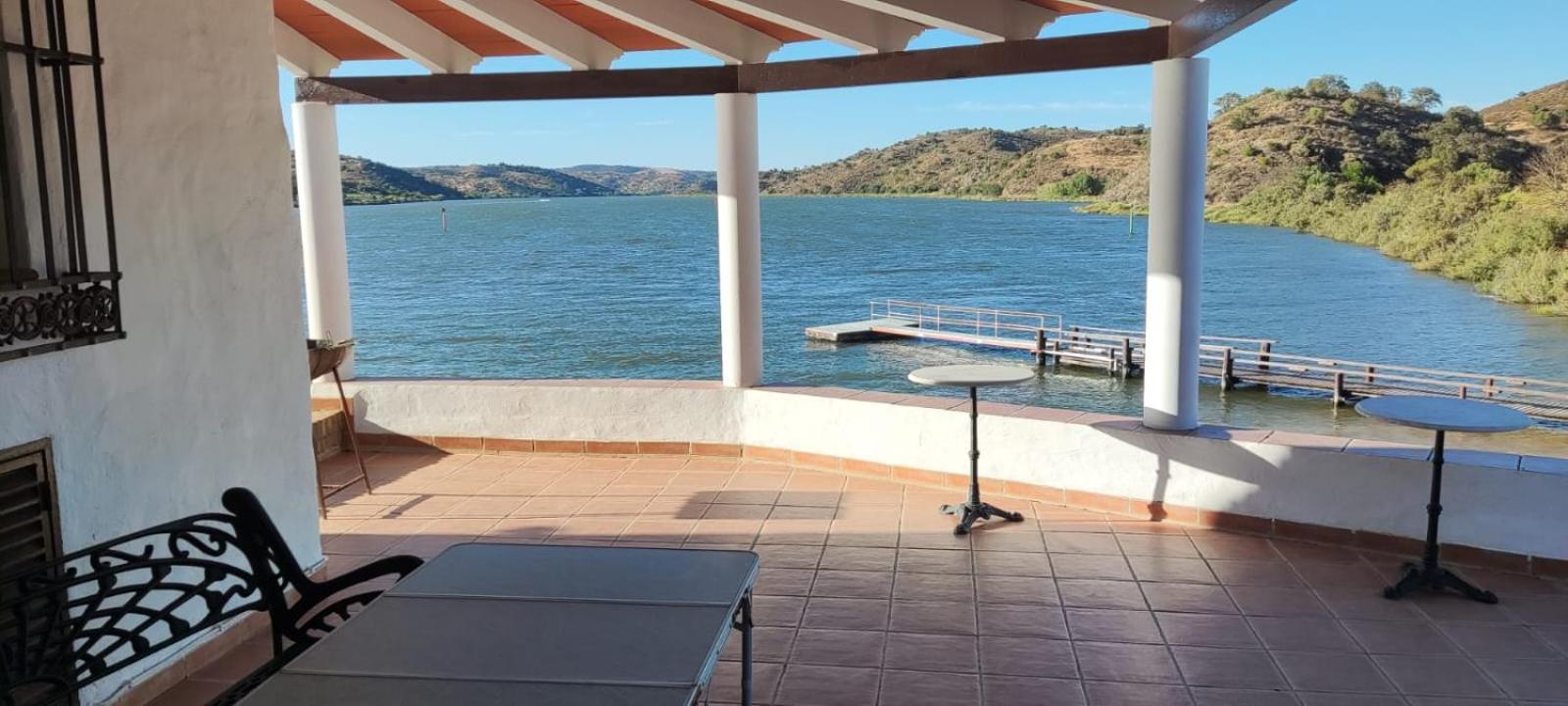 Сasa de vacaciones Magnifica Casa A Orillas Del Guadiana Huelva