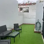 Piso En El Centro De Huelva Silencioso Y Con Gran Patio, Calle La Paz