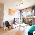 Pleno Centro. Acogedor Y Con Diseno.