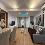 Lujo a tu alcance con spa y garaje pleno centro