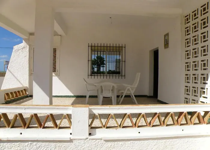 5 Bedrooms House At Punta Umbria 4 M Away From The Beach With Terrace And Wifi