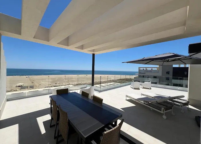 New Penthouse With Sunny Beach View