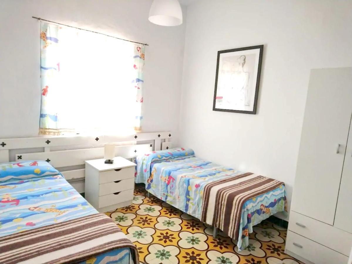 Сasa de vacaciones 5 Bedrooms House At Punta Umbria 4 M Away From The With Terrace And Wifi