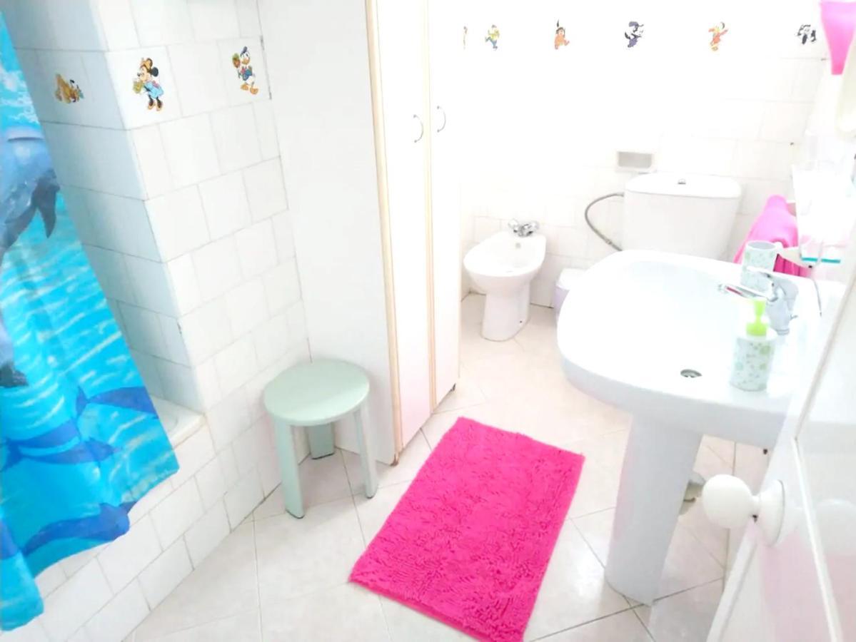 5 Bedrooms House At Punta Umbria 4 M Away From The With Terrace And Wifi Сasa de vacaciones