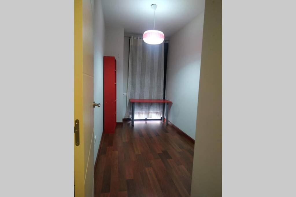 Acogedor Aparmento Junto Al Centro Apartment *