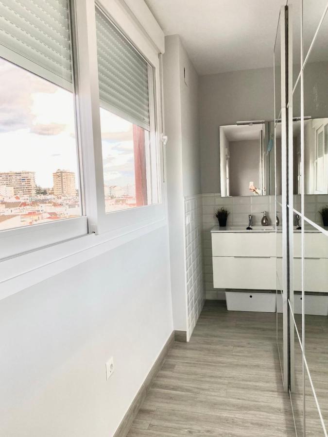 Apartamento Luxury Attics Avenida Italia Parking Incluido Huelva