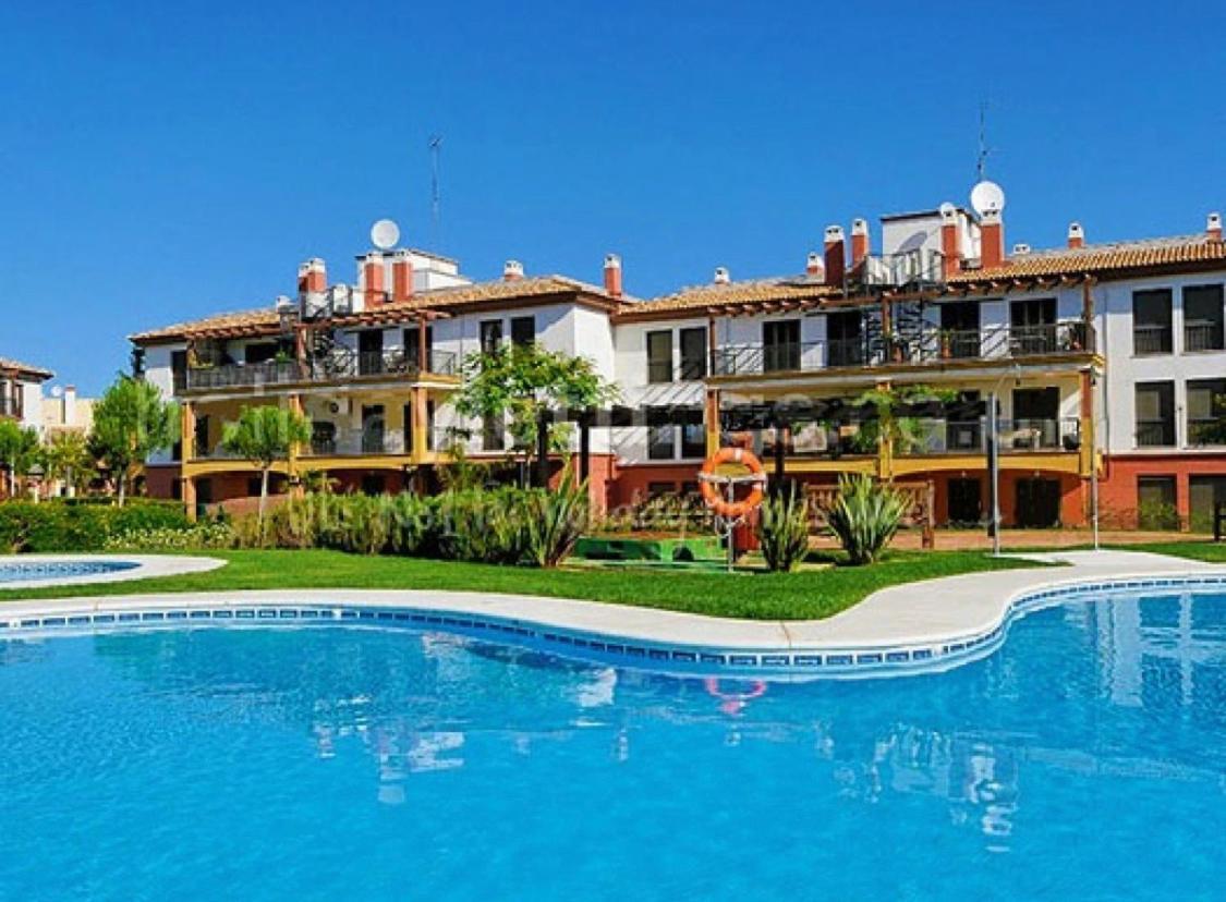 Con Jardin Privado Y Acceso A Piscina Apartment Huelva