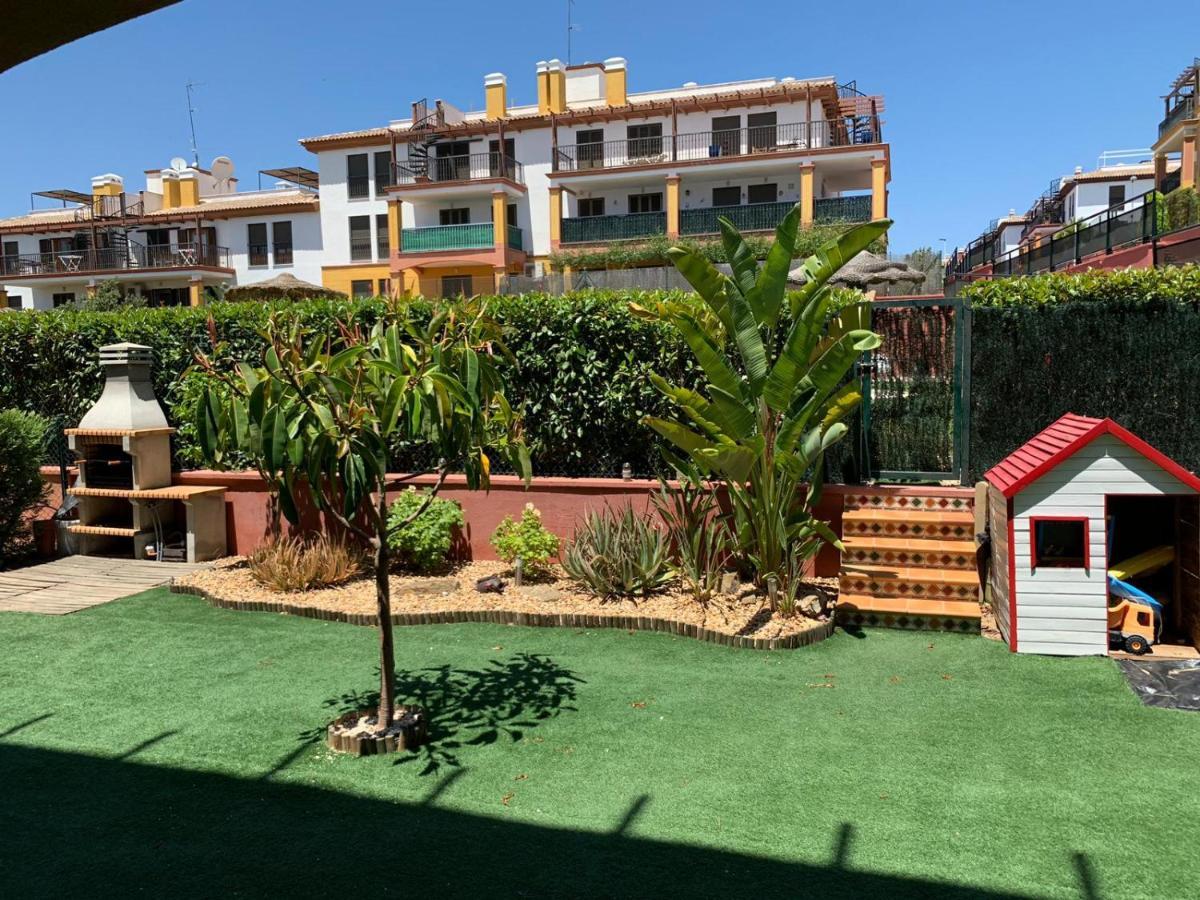 Apartamento Con Jardín Privado Y Acceso A Piscina Huelva