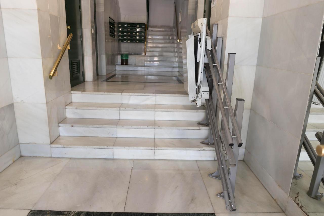 Apartamento Titan, Edificio Hipercor, Con Parking Huelva