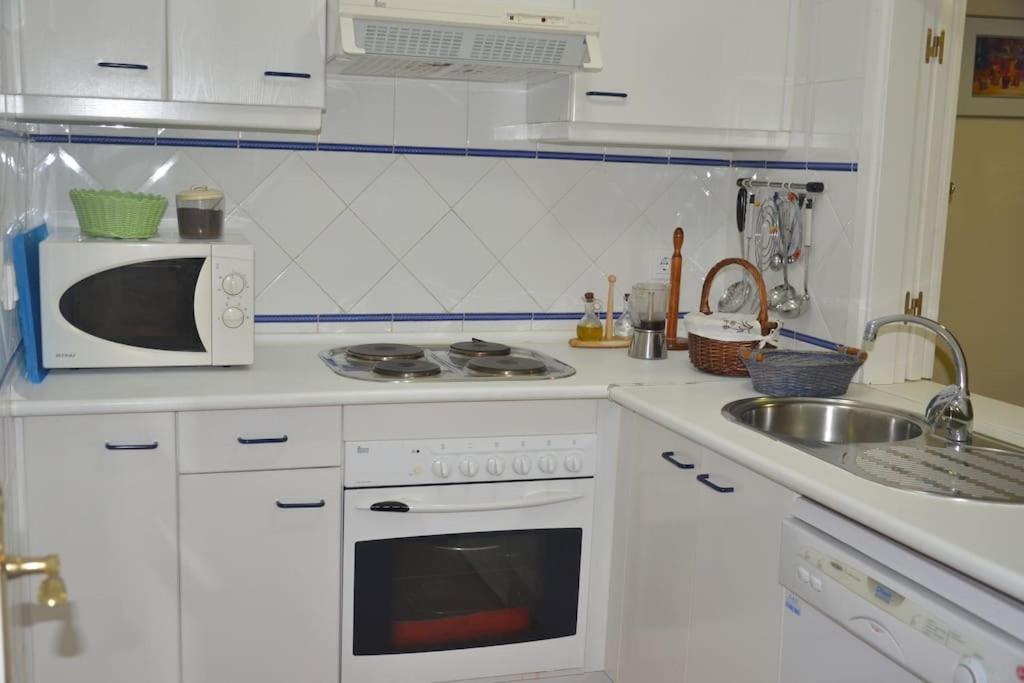 Luxury In Marina De Isla Canela- Front Apartamento Huelva