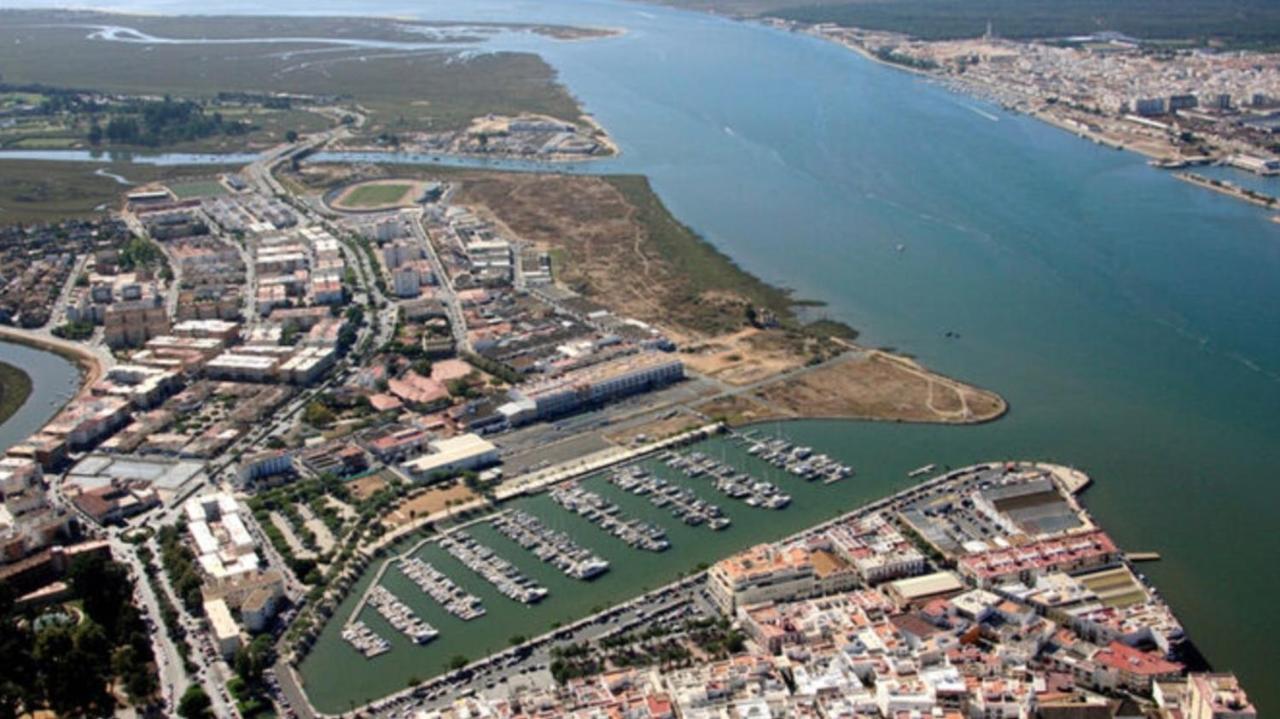 Lujo A 5 Minutos De Isla Canela Y De Ayamonte. Algarve Portugues. Apartamento