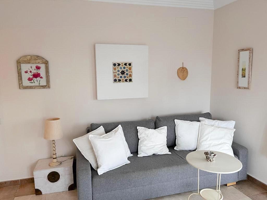 Apartamento Apto. De 1 En Primera Linea De Playa. Isla Canela *