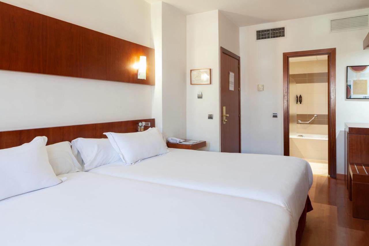 Senator Hotel