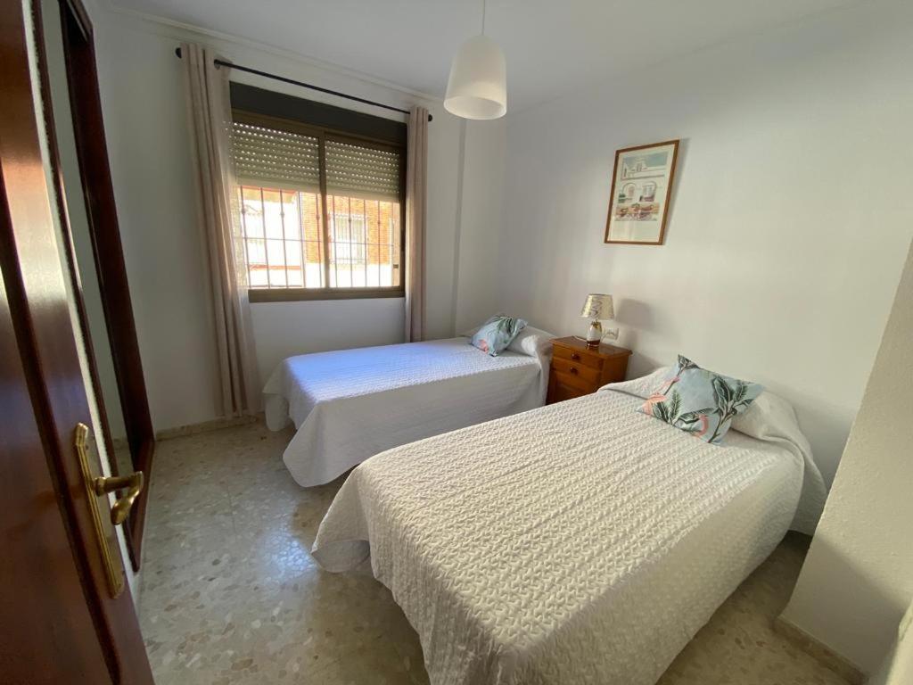 Familiar En Barrio Reina Victoria Huelva