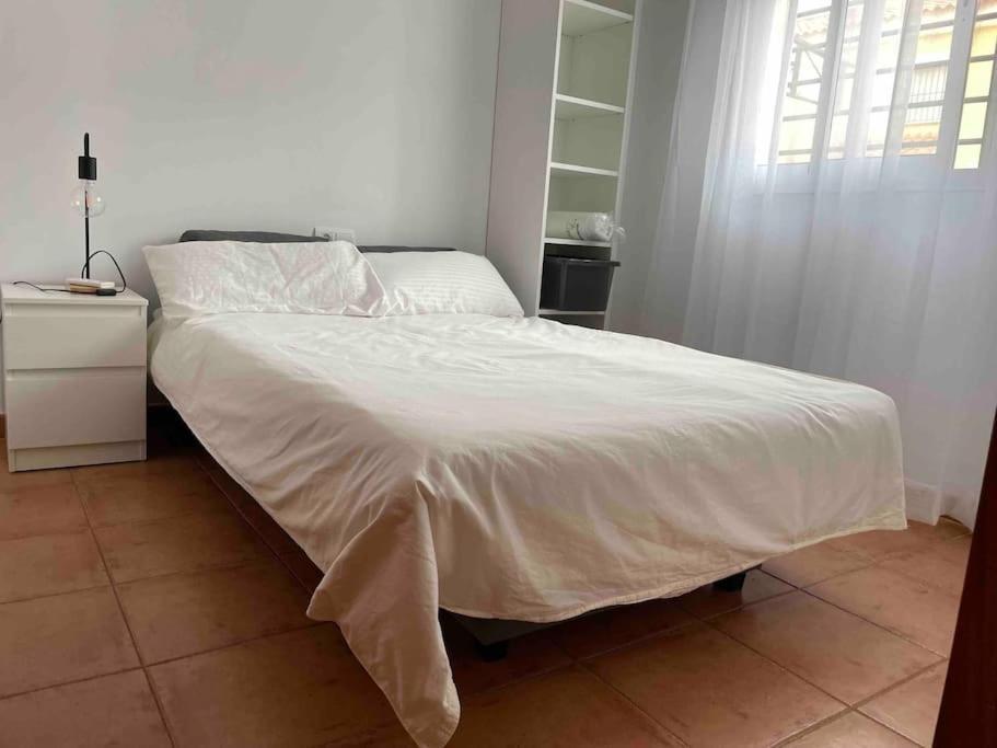 Сasa de vacaciones Lovely Family House By The Golf Course Huelva