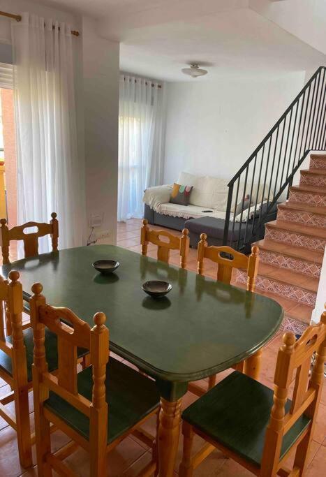 Lovely Family House By The Golf Course Сasa de vacaciones *