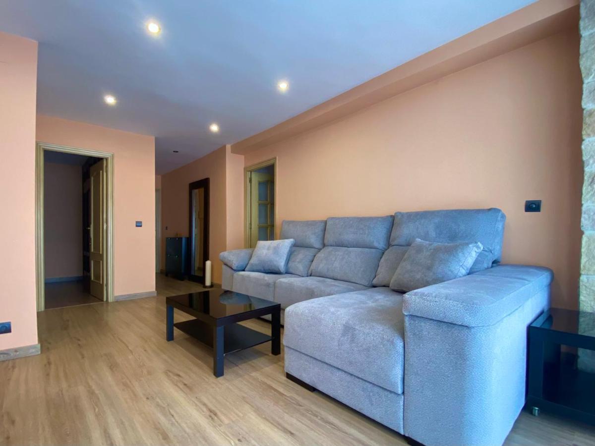Calle Galaroza Apartment