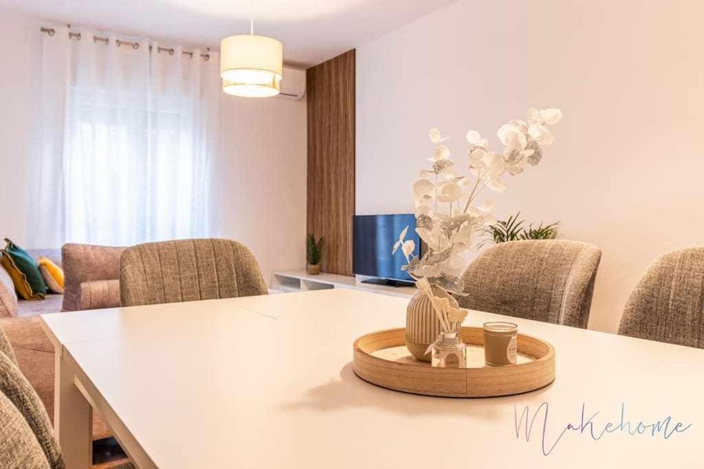 Apartamento A Estrenar Pleno Centro Parking *