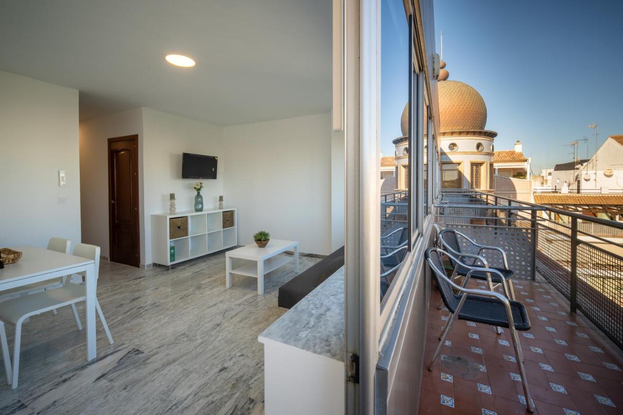 Conjunto De Antiguo Palacio Paris Huelva