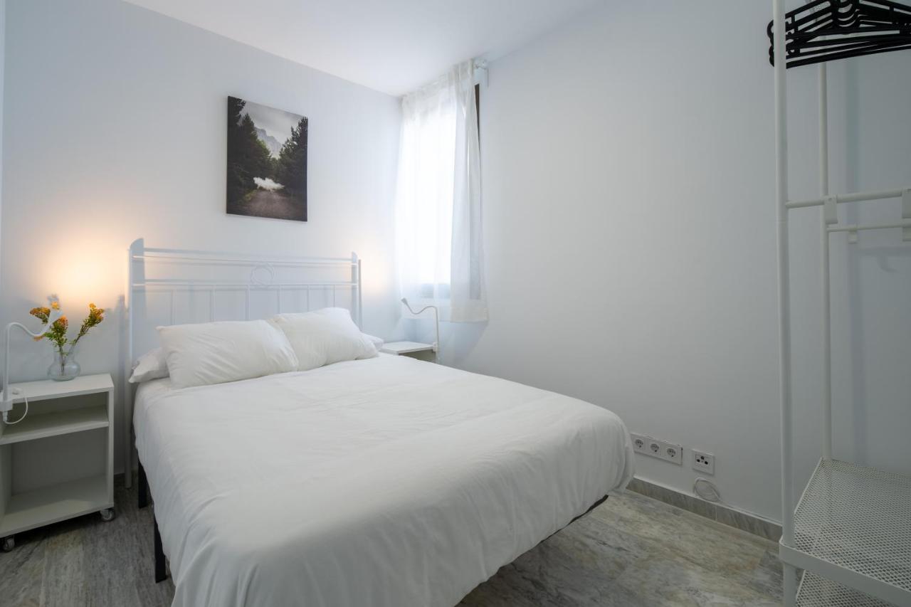 Conjunto De Antiguo Palacio Paris Apartment Huelva