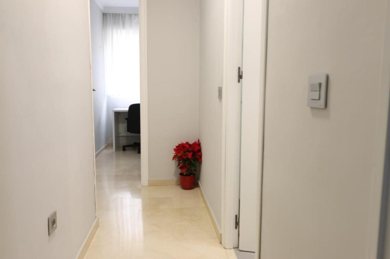 Piso En Pleno Centro De Huelva. Apartamento