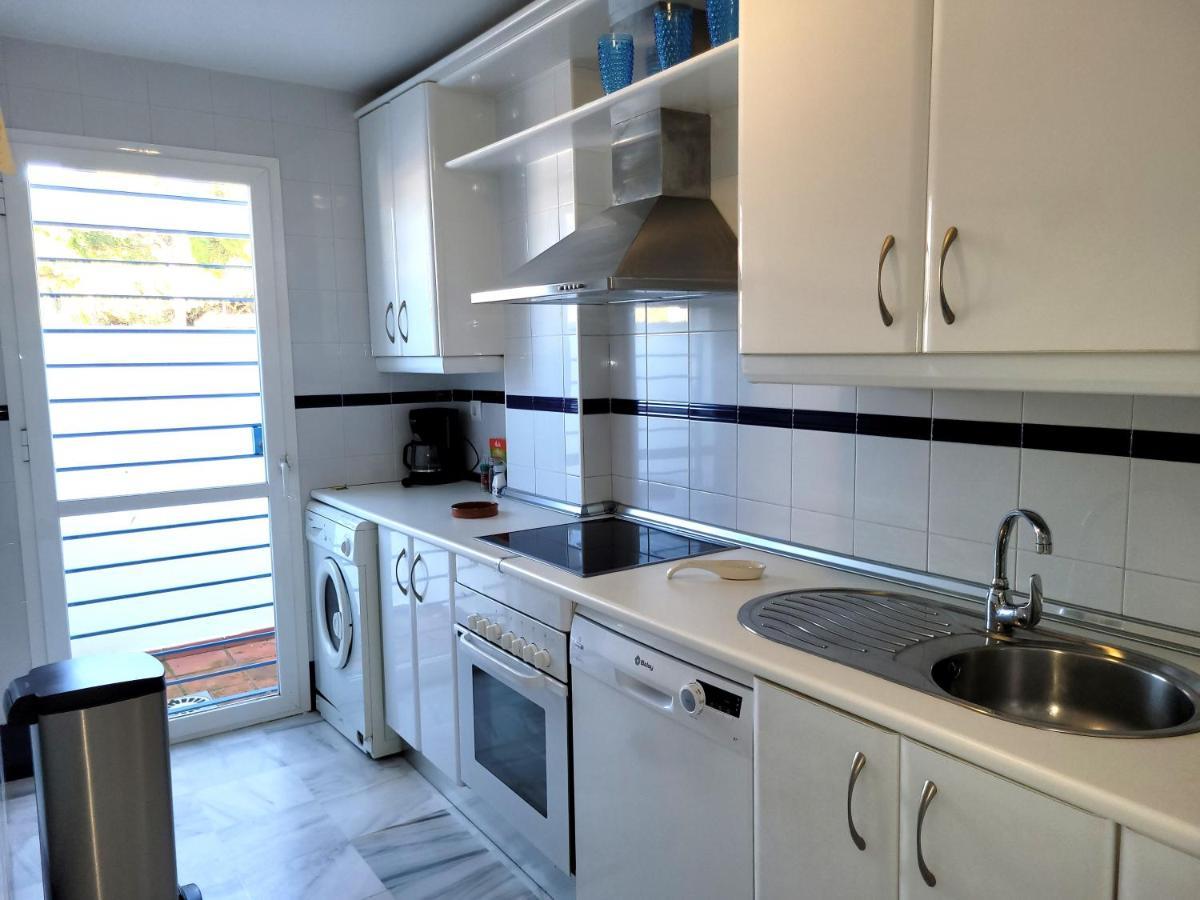 Npg429 - Holiday Beach House On The Golf Course Holiday home *