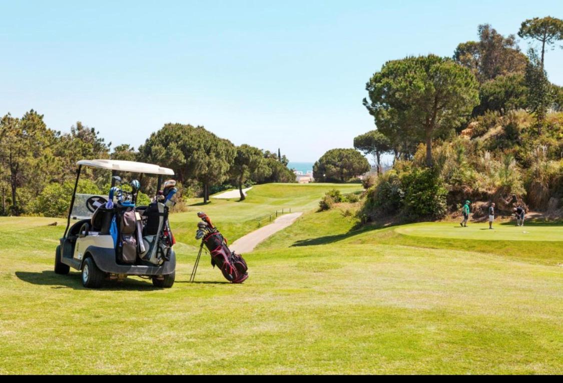 Сasa de vacaciones Lovely Family House By The Golf Course *
