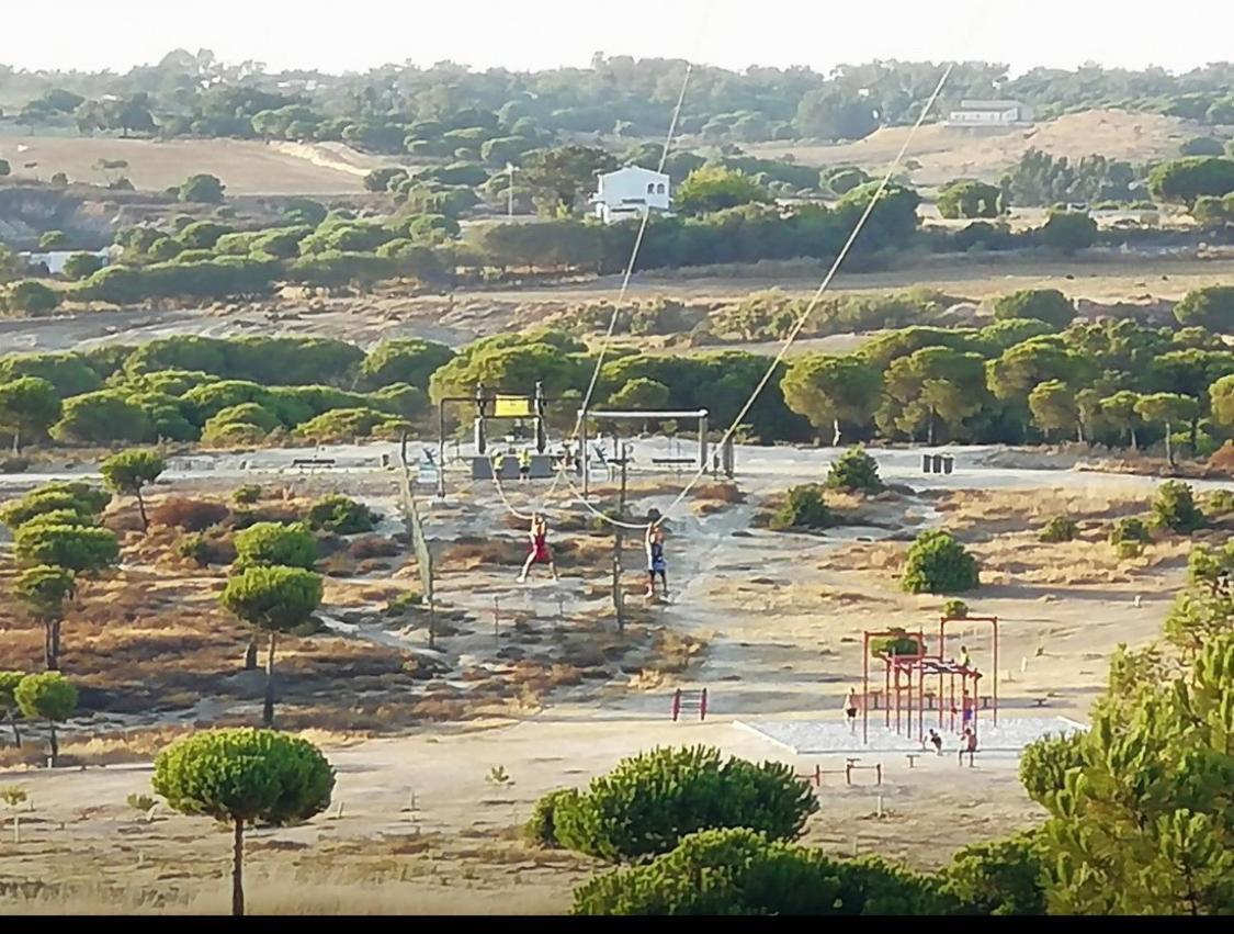 Сasa de vacaciones Lovely Family House By The Golf Course *