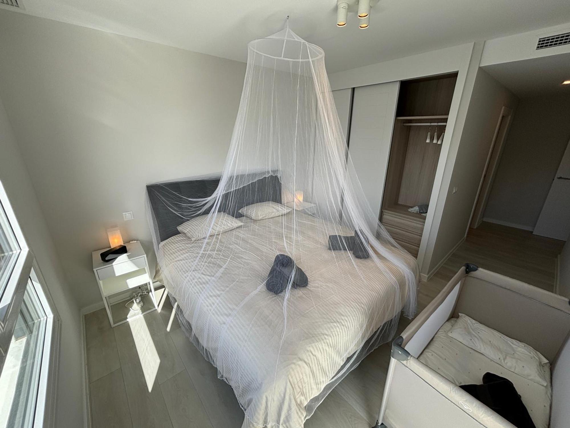 New Penthouse With Sunny View Apartamento