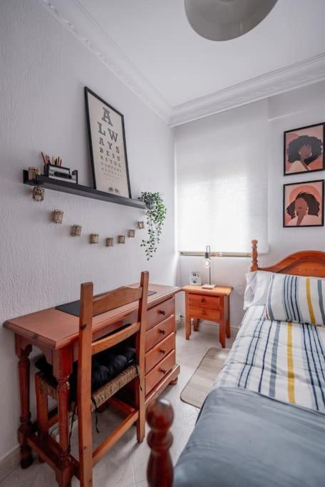 Apartment Chic In 4