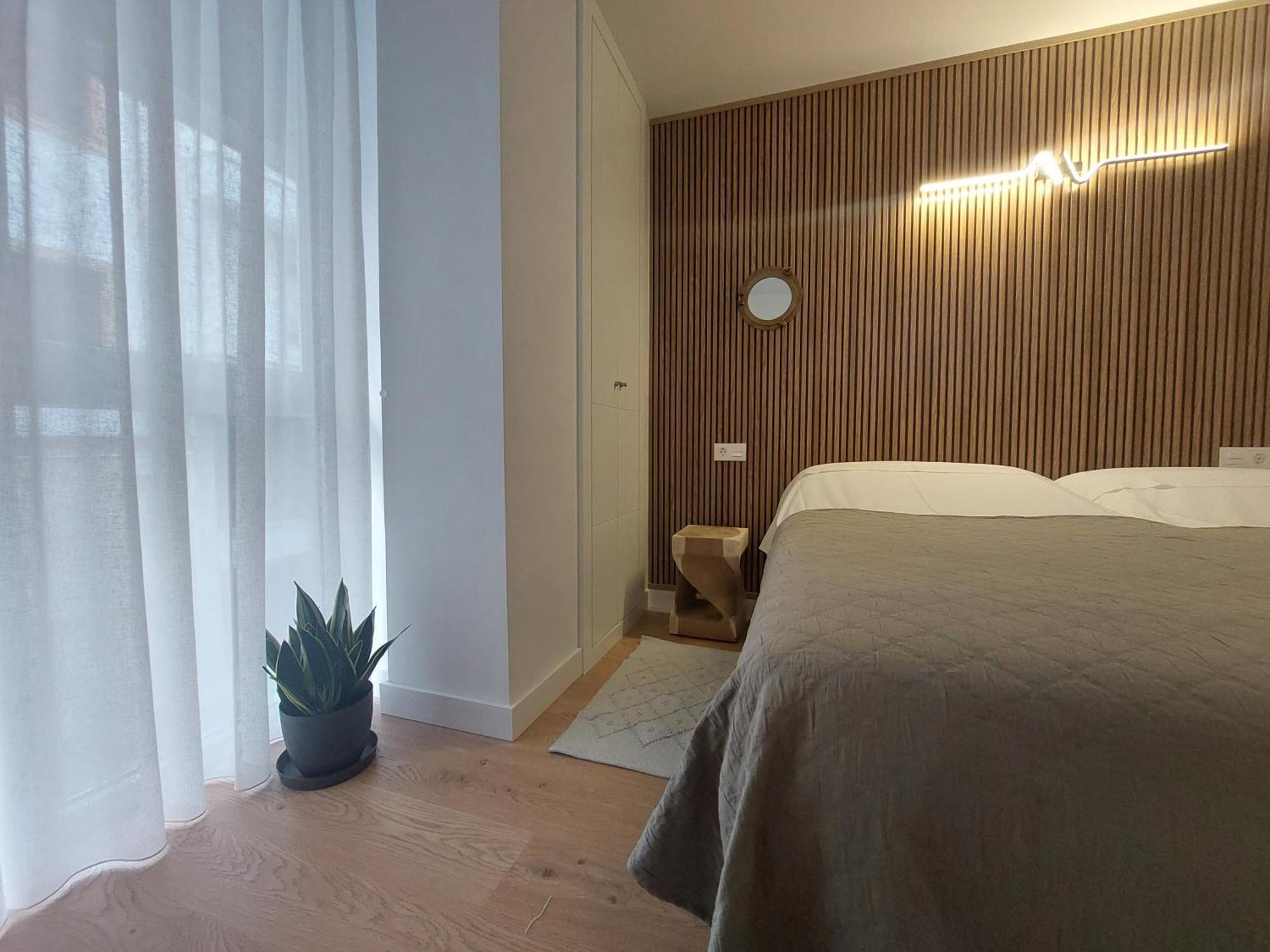 Don Miguel, Y Parking Apartamento Huelva