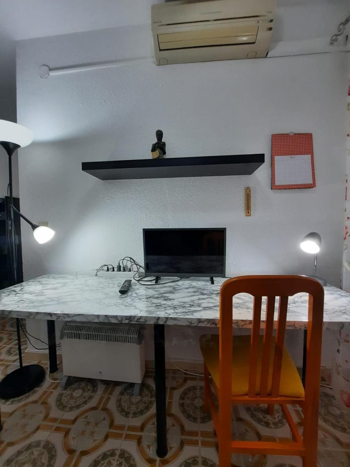 En Mi Piso Del Centro De Homestay