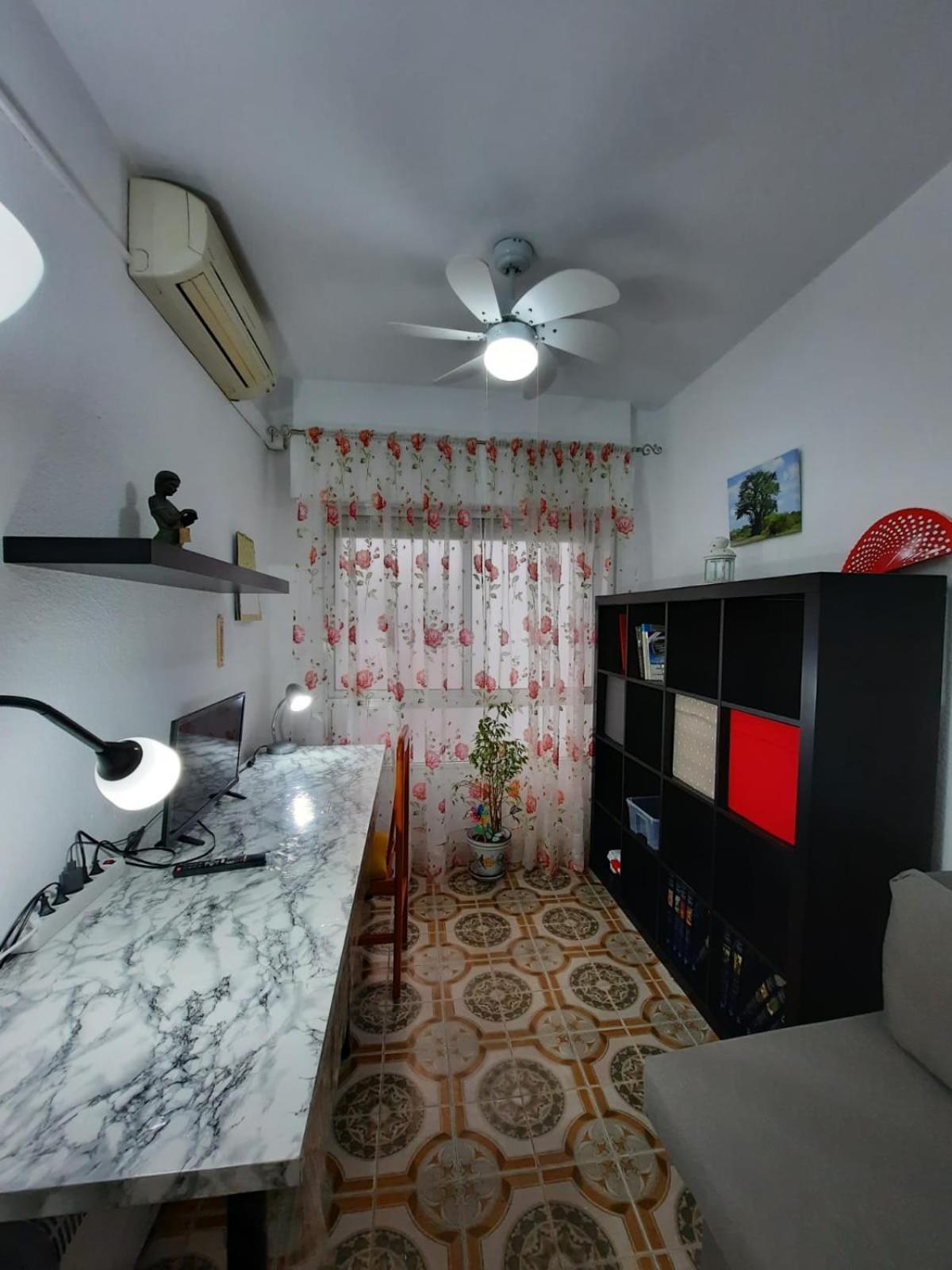 En Mi Piso Del Centro De Homestay *