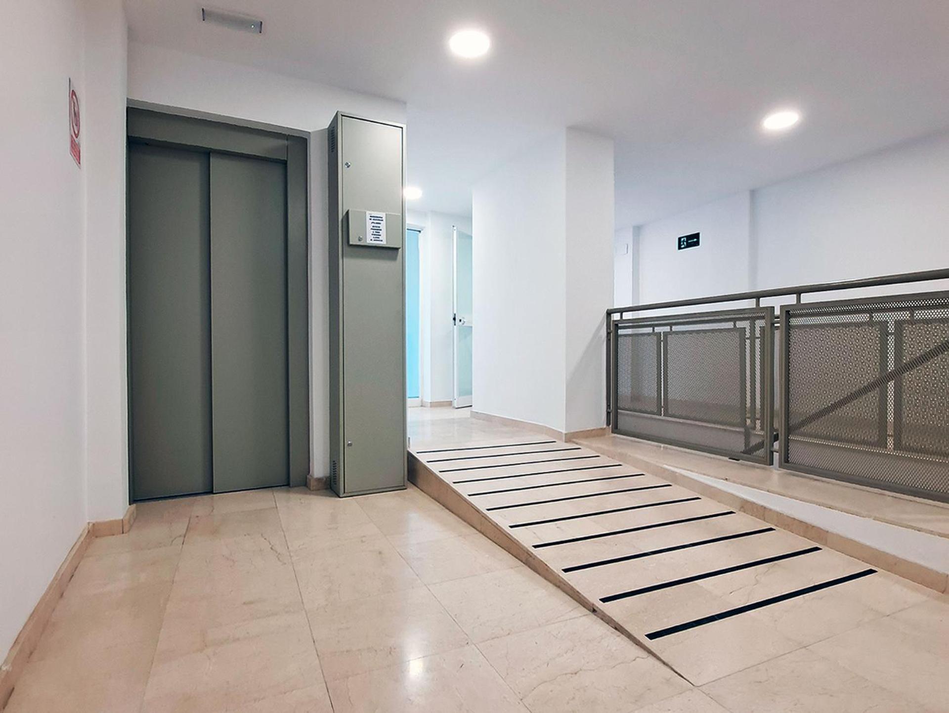 Don Miguel, Y Parking Apartment *
