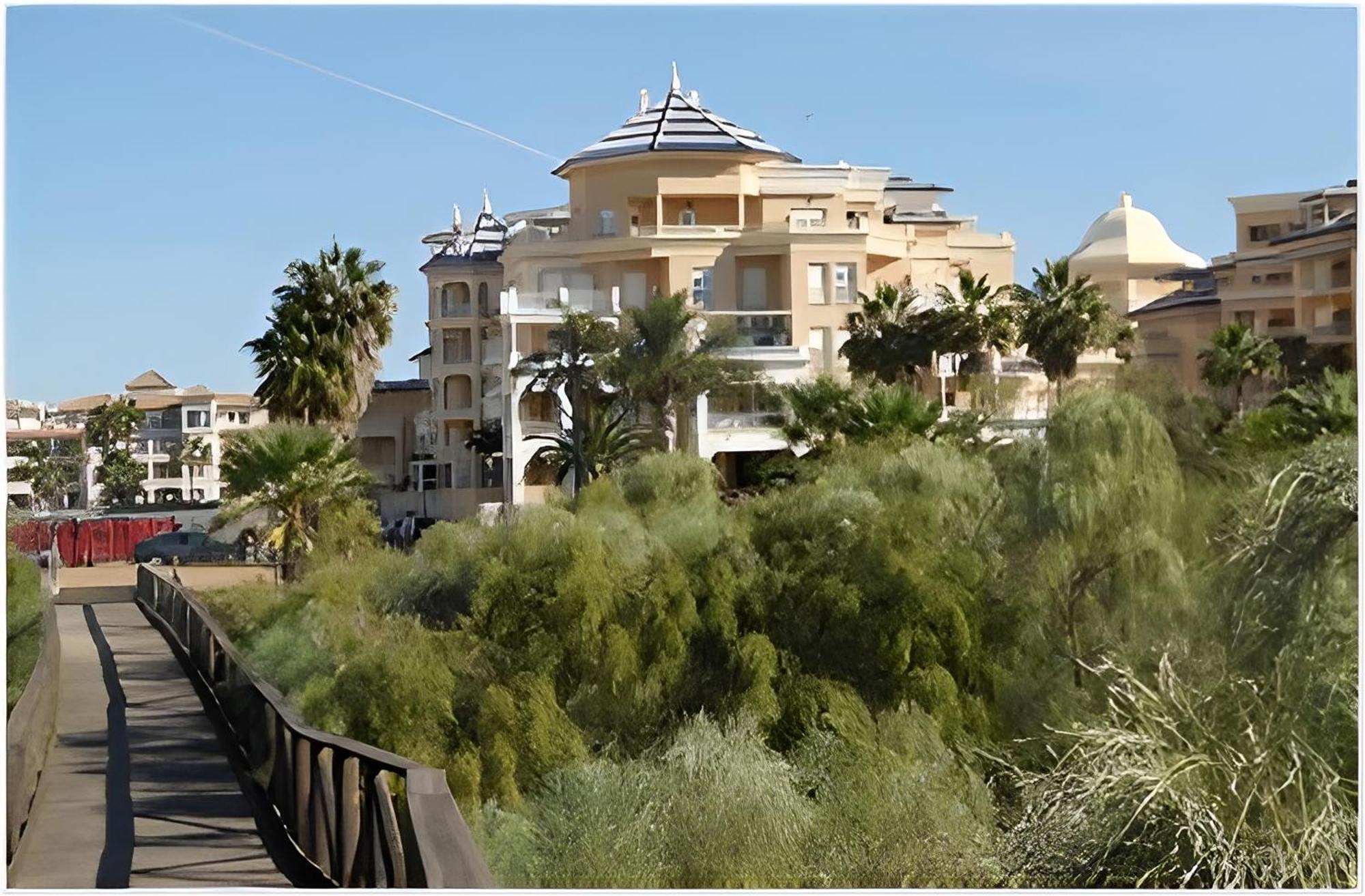Apartamento 1ª Linea De Playa En Isla Canela *