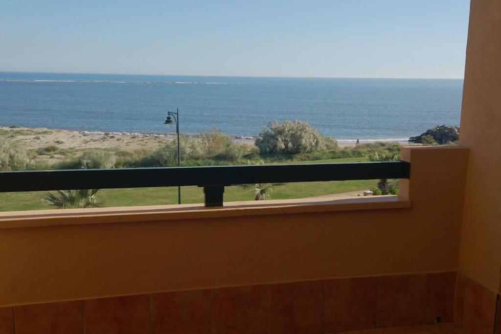 Frontal Al Mar