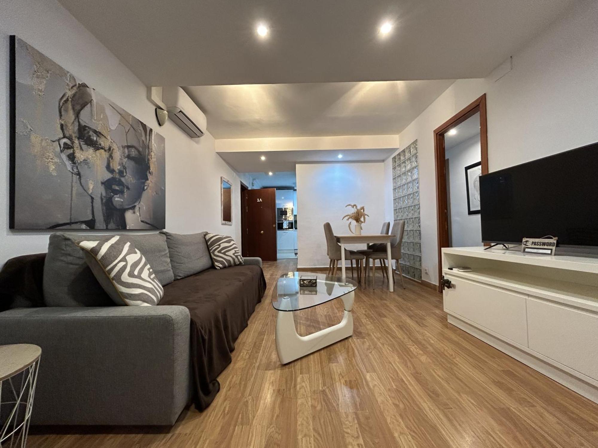 Apartamento Lujo A Tu Alcance Con Y Garaje Pleno Centro Huelva