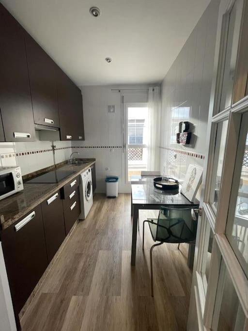 Centrico Con Terraza Y Parking Apartamento *
