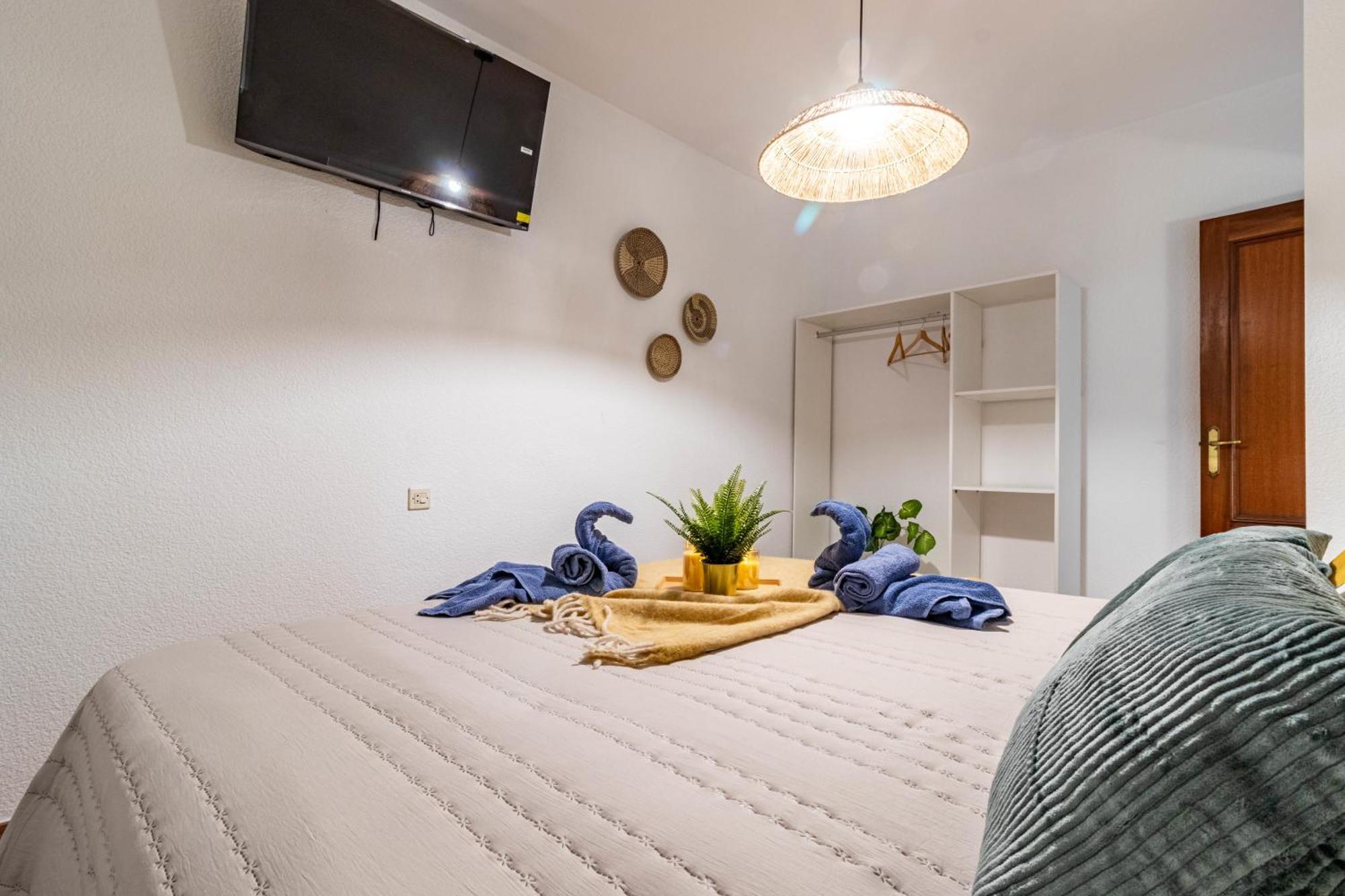 A Estrenar Pleno Centro Parking Apartamento Huelva