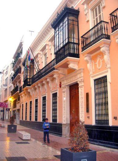 Don Miguel, Y Parking * Huelva