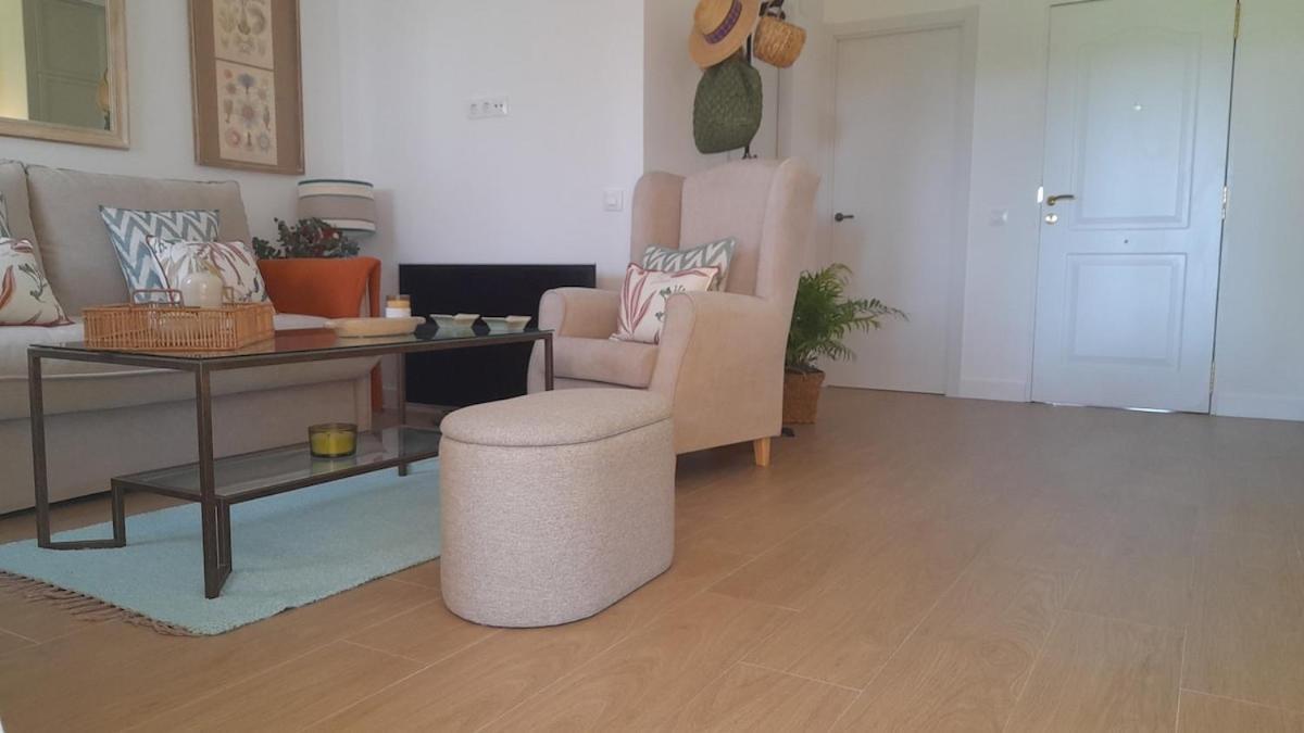 Apartamento A Estrenar En 1 Linea Golf 4 Personas *