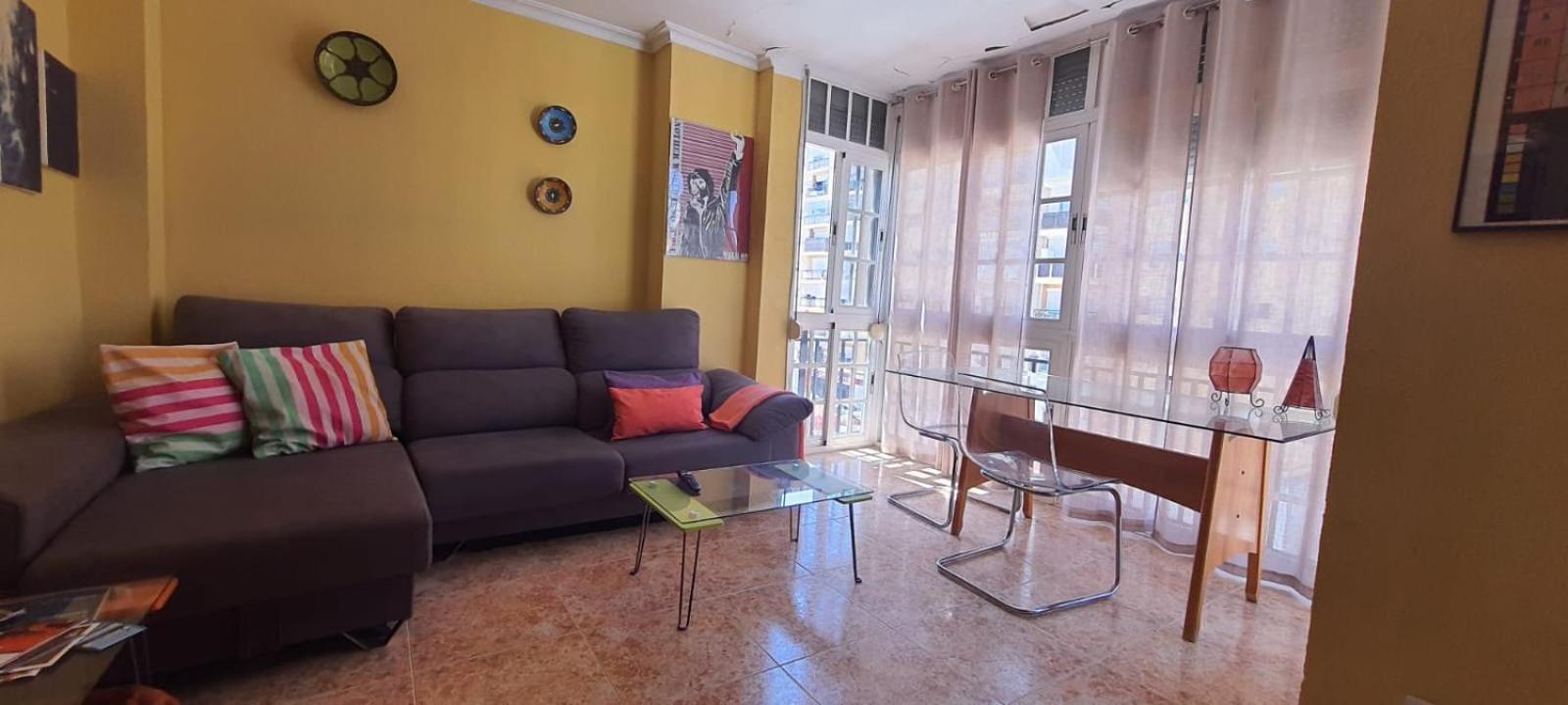 Habitación En Casa Compartida Habitación en casa particular Huelva