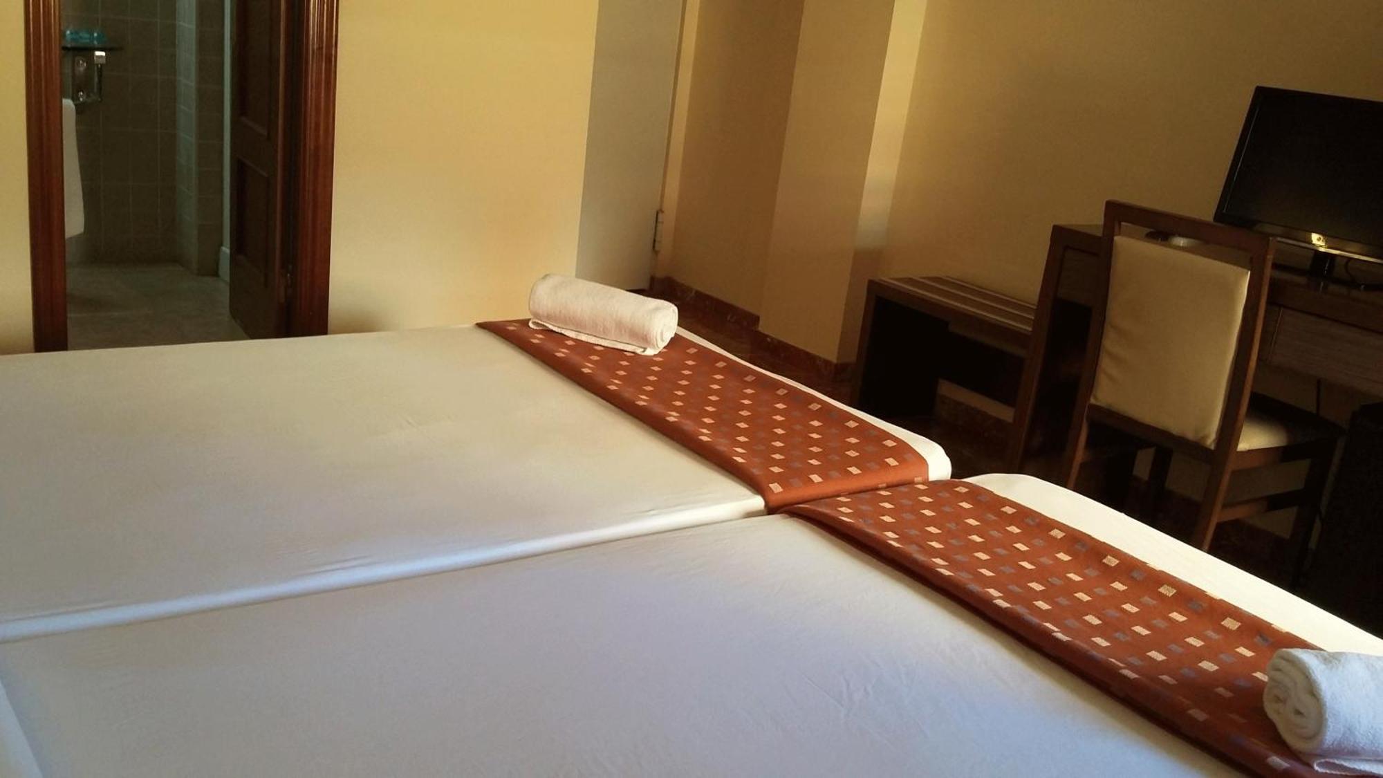 Hotel Marina 2*