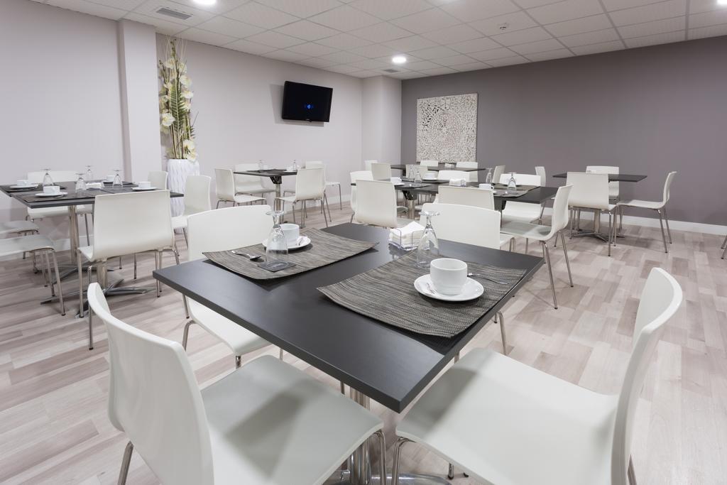 Hotel Familia Conde 3*